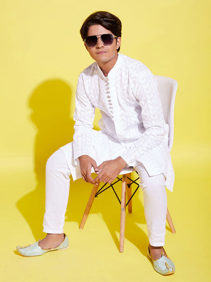 VASTRAMAY Boys White Embroidered Kurta