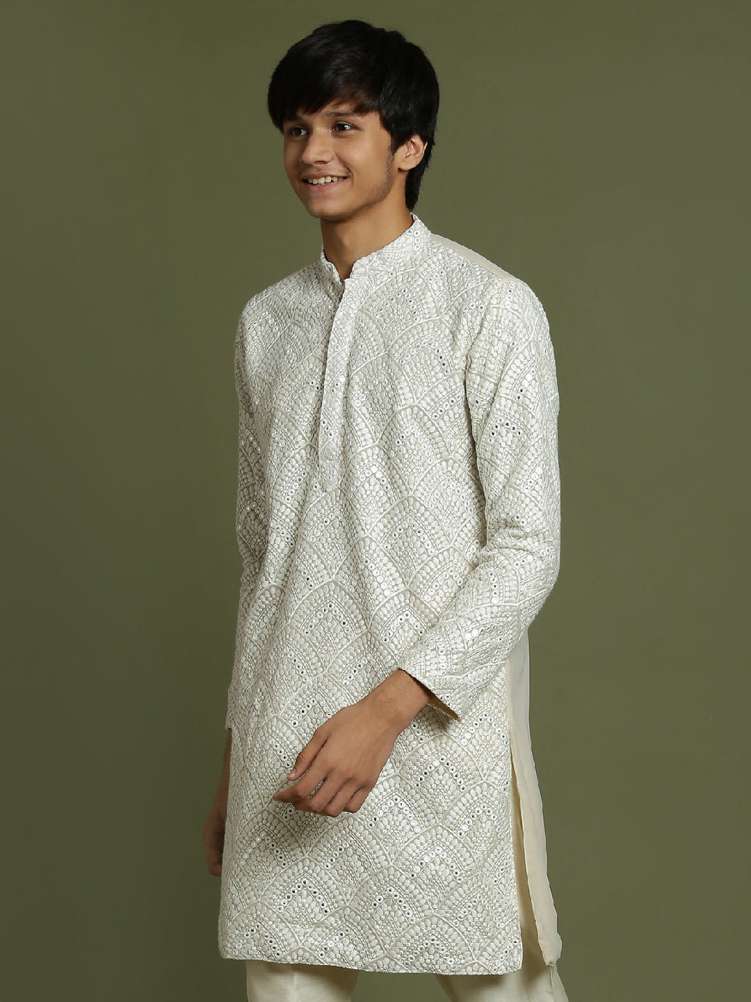 YUVA By VASTRAMAY Boys Grey Color Embroidered Kurta