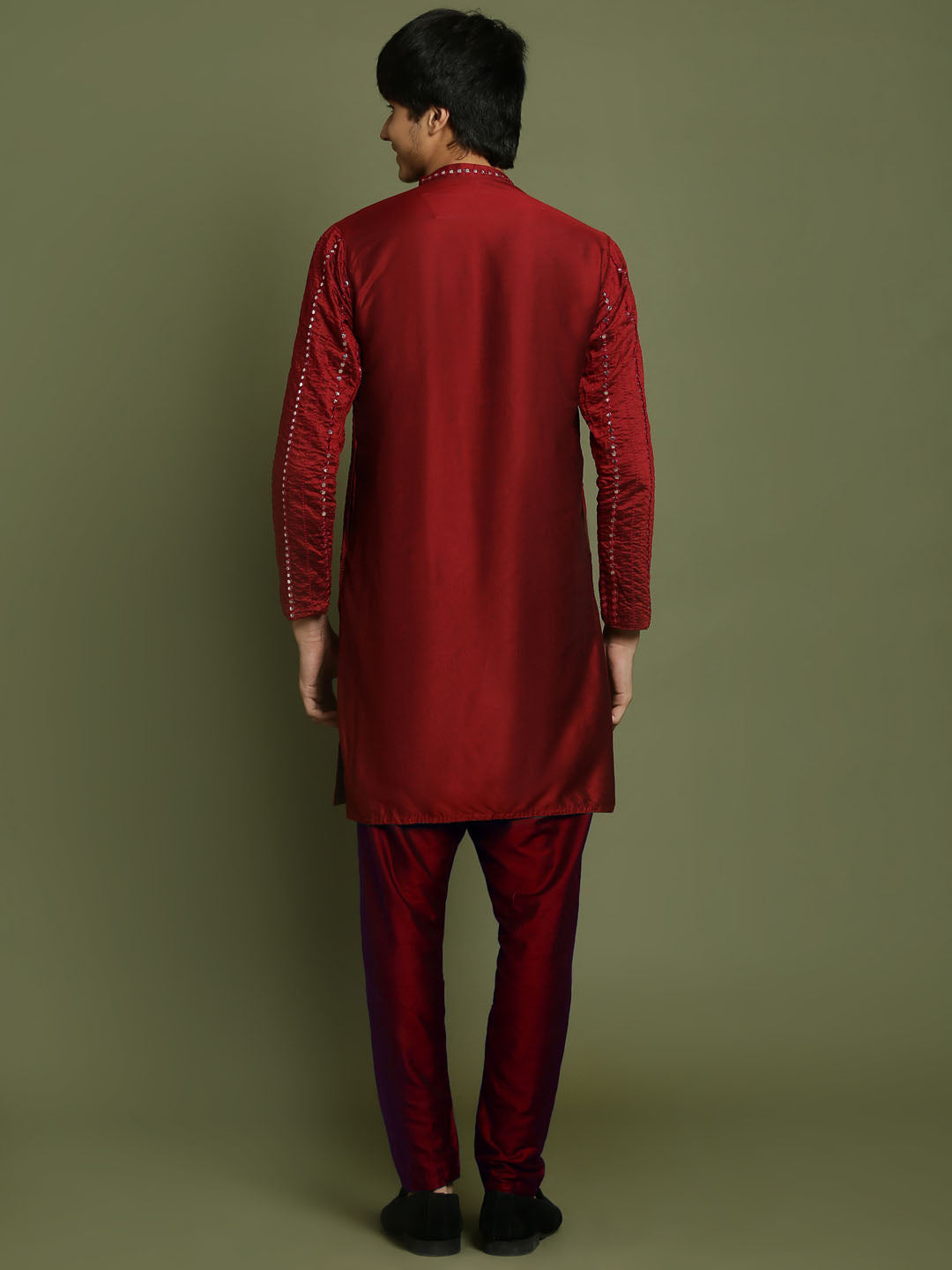 Yuva By VASTRAMAY Boys maroon Embroidered Vertical Mirror Work Kurta With Pyjama Set