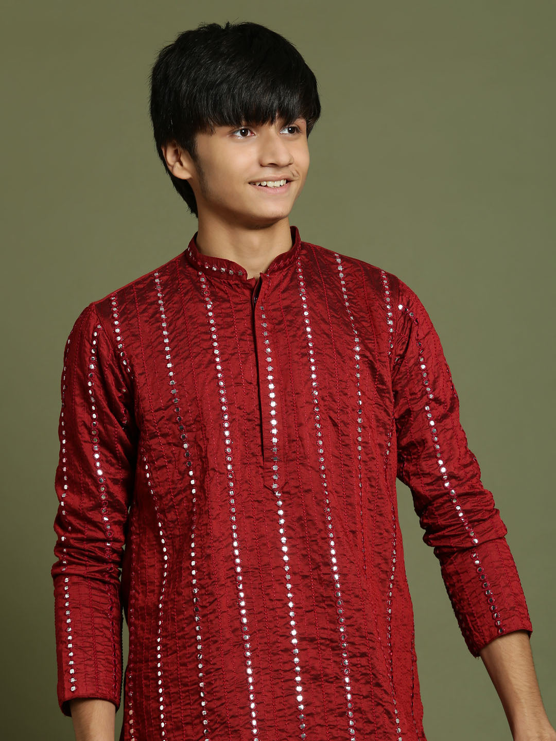 Yuva By VASTRAMAY Boys maroon Embroidered Vertical Mirror Work Kurta With Pyjama Set