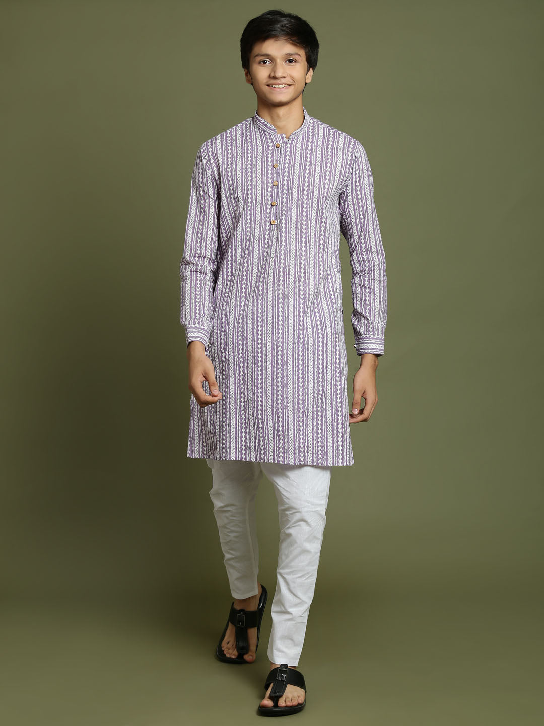 YUVA BY VASTRAMAY Boys' Purple Woven Kurta