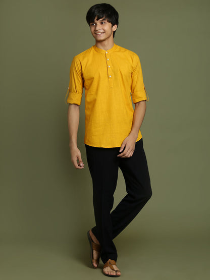 YUVA BY VASTRAMAY Boys Mustard Short Kurta