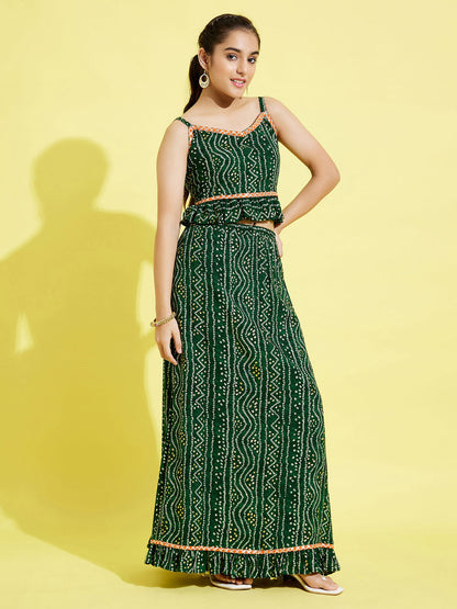 VASTRAMAY Girl's Green Bandhni Print Crop Top And Green Long Skirt Set