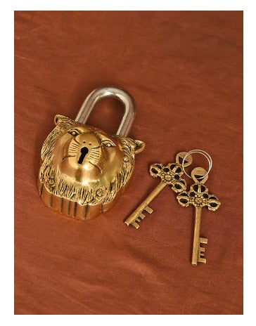 Brass Showpiece & Working Lion Face Shape Lock