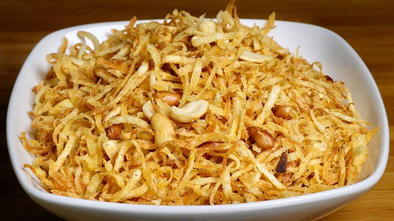 Mithos Aloo Chudwa