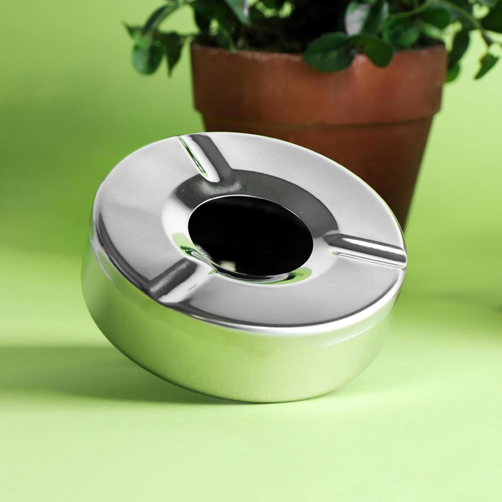 Windproof Stainless Steel Ashtray by HAZEL