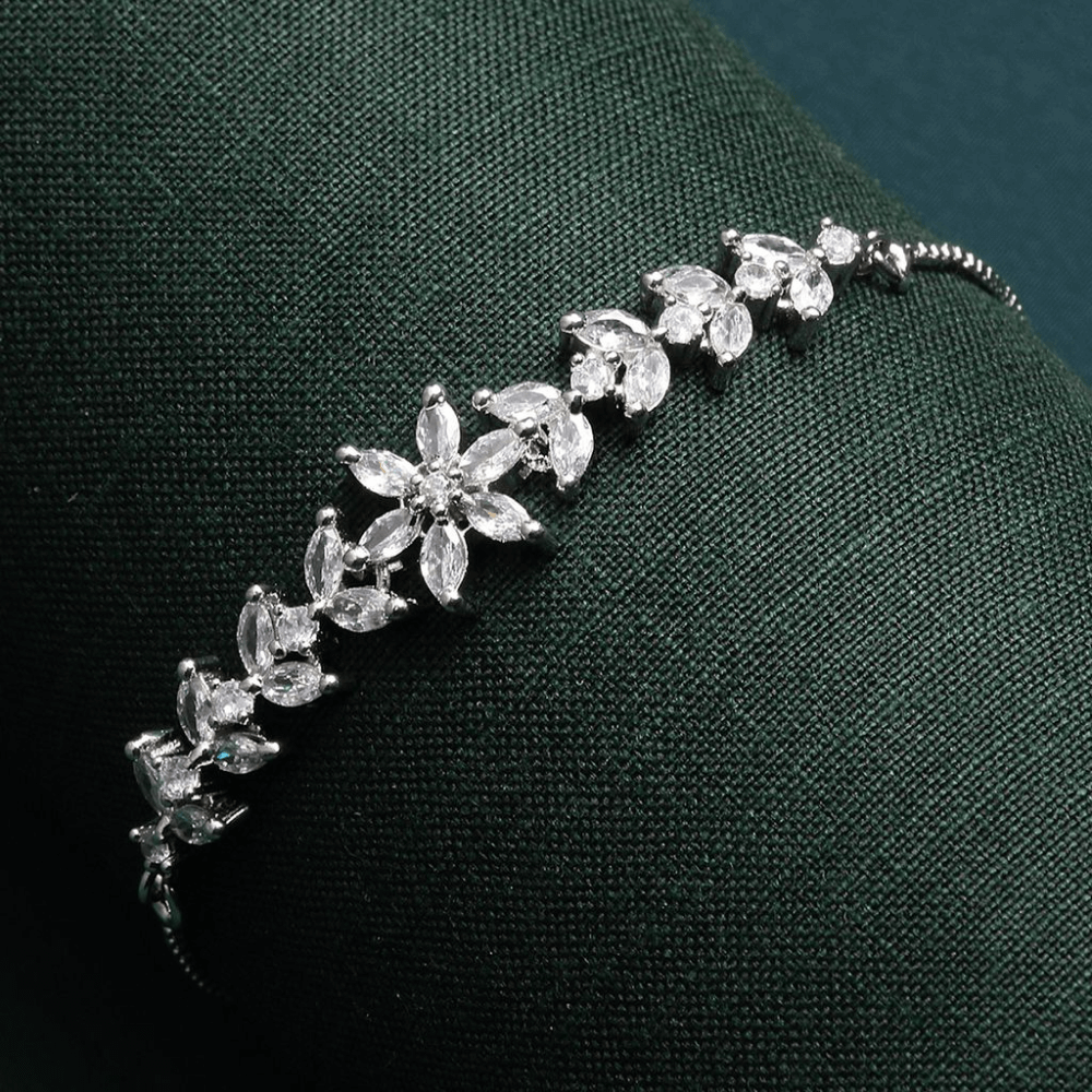 Zeneme Crystal AD Floral Link Bracelet (Silver)