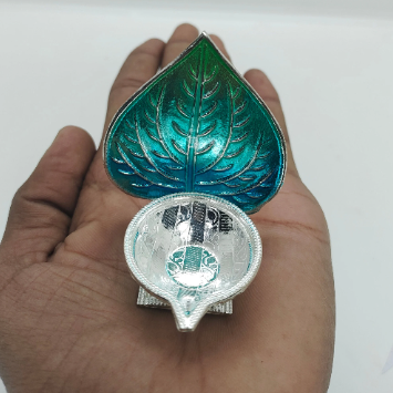 Pure Silver Betel Leaf Pattern Pair