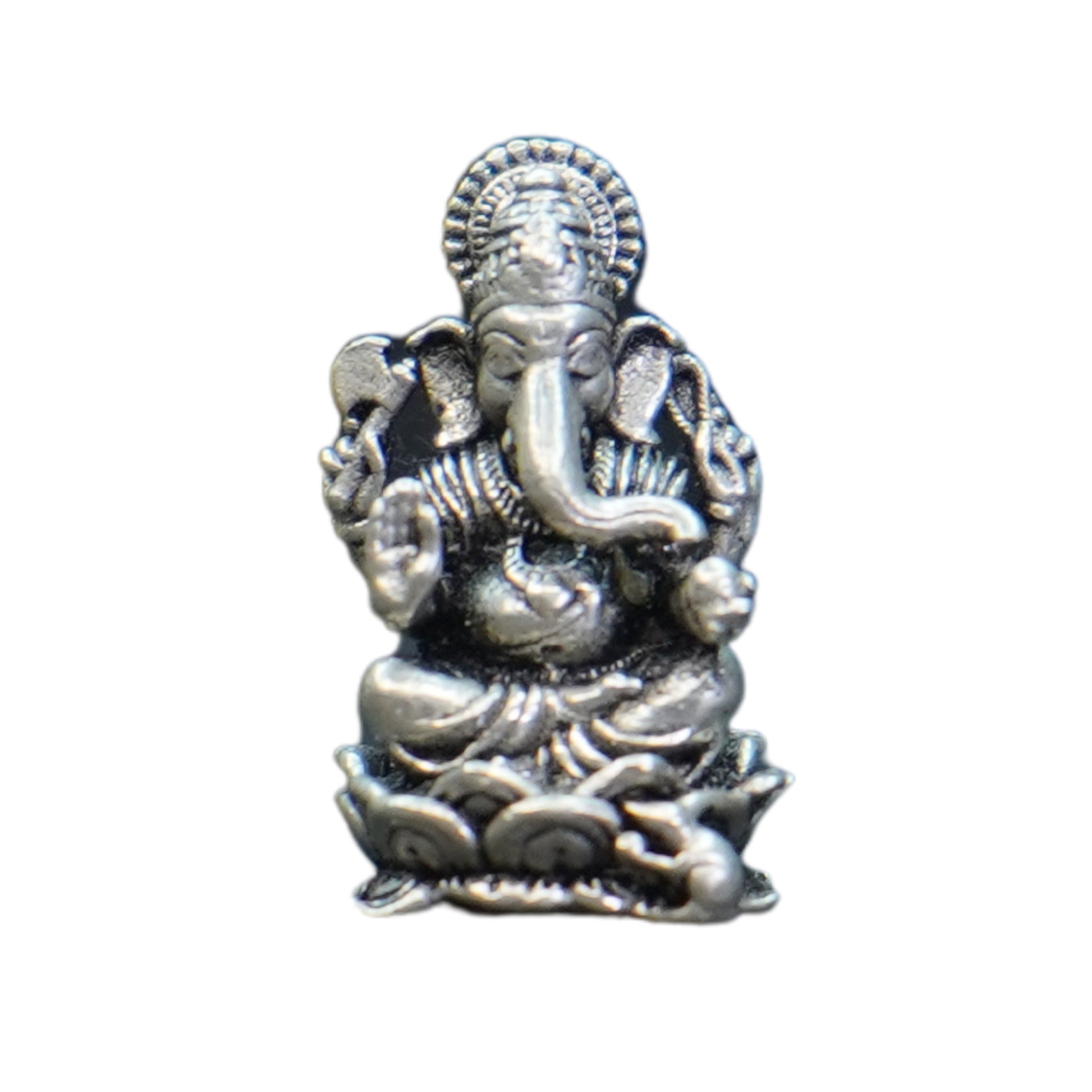 Mahita Collections Pure Silver Antique Lotus Ganesh Stting 5.77G