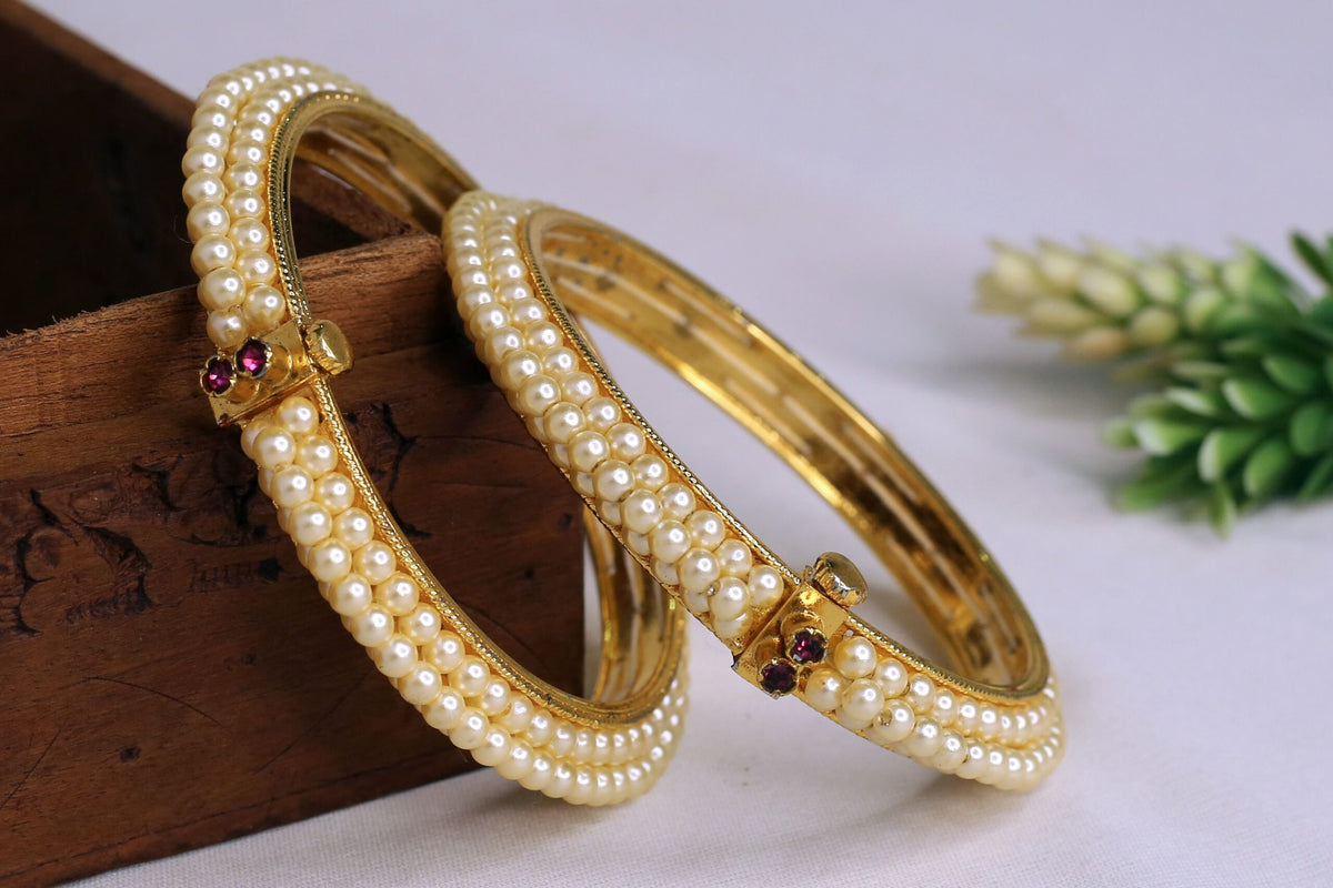 Shubhra Pearl Bangle 1607