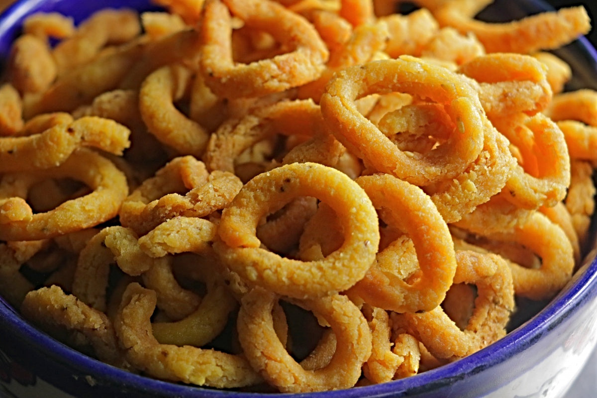 Telangana Snacks Chegodilu sannam