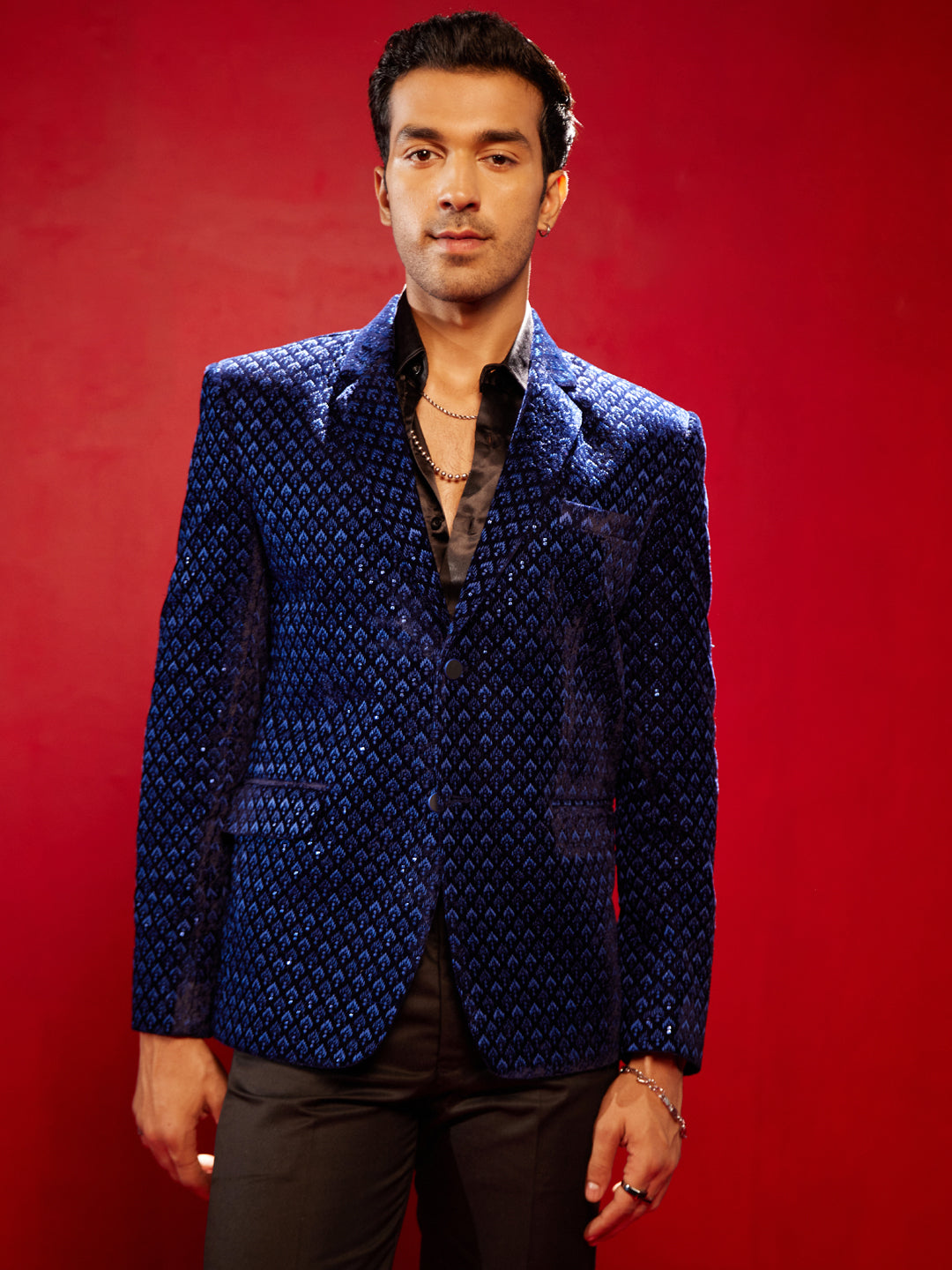 SHRESTHA By VASTRAMAY Men's Blue Velvet Schiflli Blazer